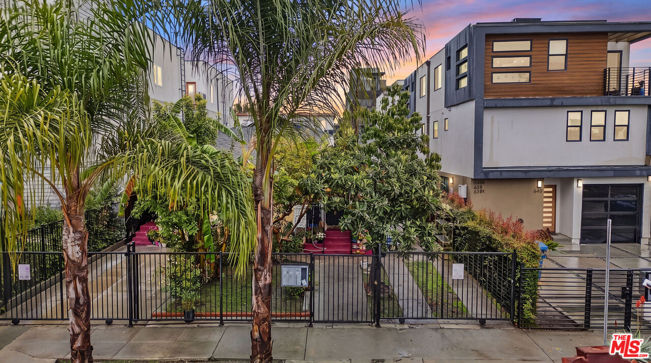 Property photo for 644 N Serrano Ave, Los Angeles, CA