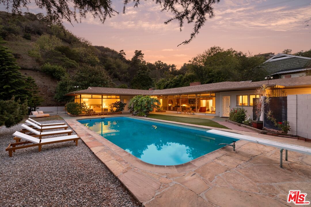Property photo for 7230 Outpost Cove Dr, Los Angeles, CA