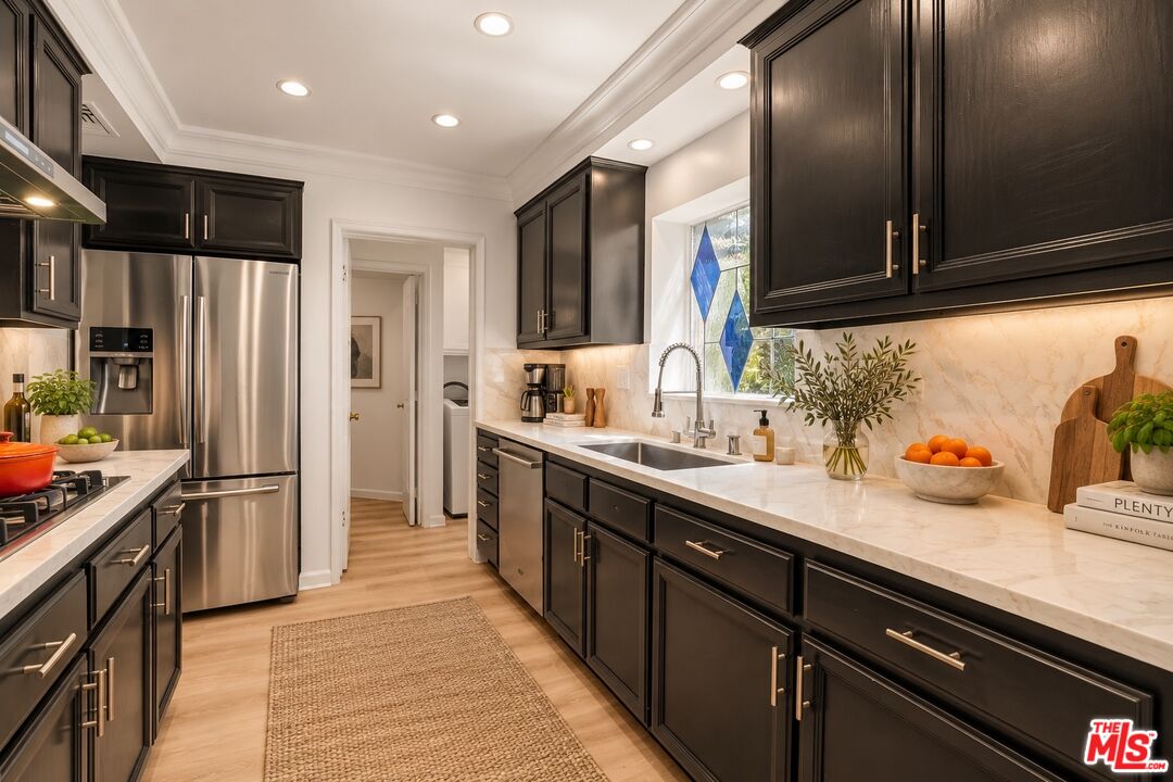 Property photo for 1501 Kelton Ave, Los Angeles, CA