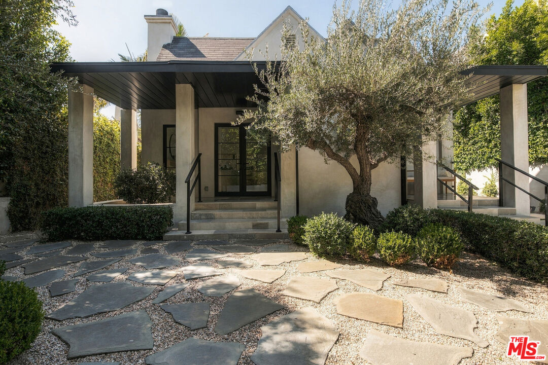 Property photo for 343 N Alfred St, Los Angeles, CA