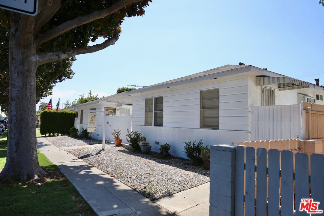 Property photo for 3837 Sawtelle Blvd, Los Angeles, CA