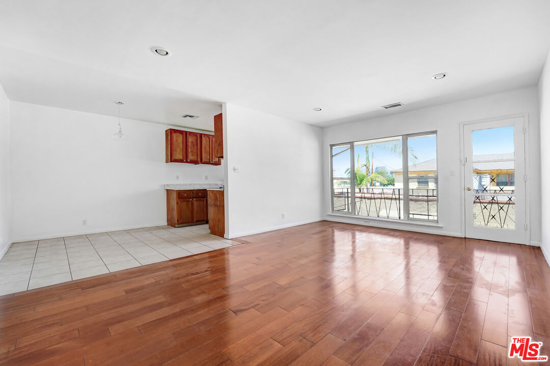 Property photo for 1435 S Hayworth Ave, #5, Los Angeles, CA