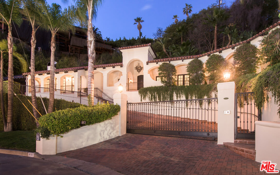 Property photo for 9101 St Ives Dr, Los Angeles, CA