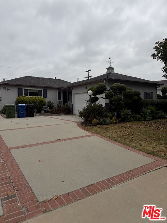 Property photo for 8352 Georgetown Ave, Los Angeles, CA