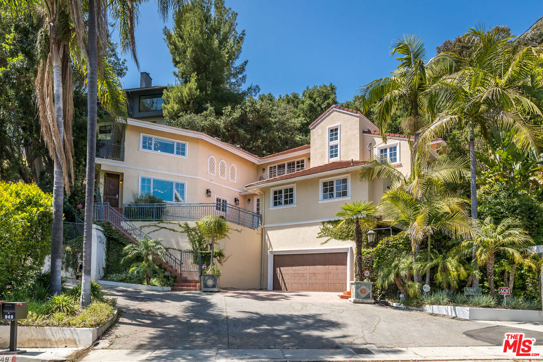 Property photo for 941 N Norman Pl, Los Angeles, CA