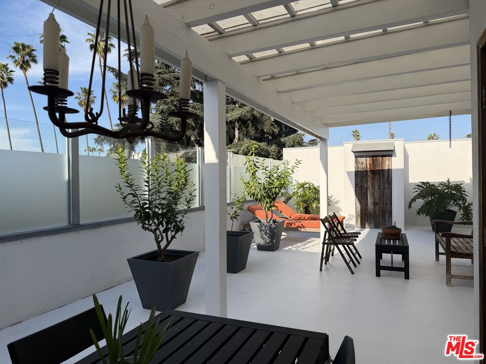Property photo for 924 5th St, #10, Santa Monica, CA