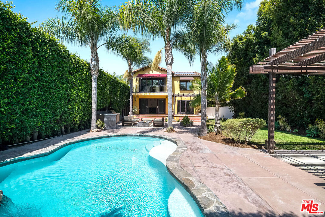 Property photo for 1308 S Stanley Ave, Los Angeles, CA