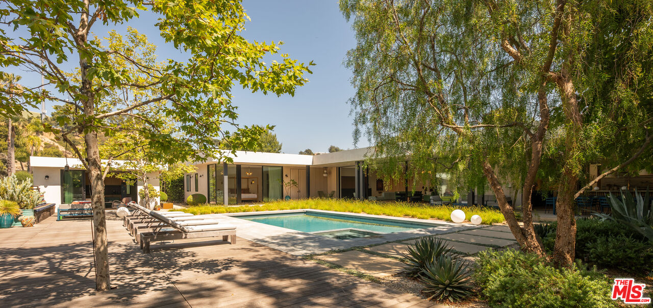 Property photo for 1885 Carla Rdg, Beverly Hills, CA