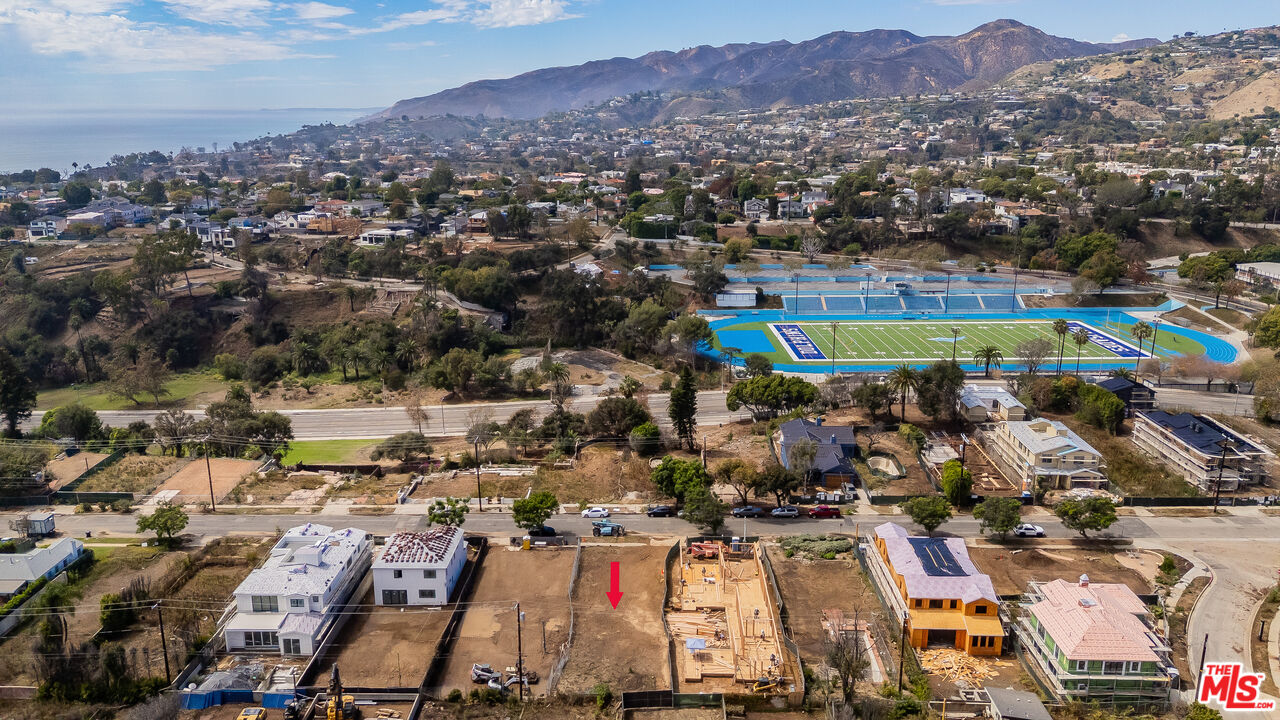 Property photo for 758 Radcliffe Ave, Los Angeles, CA