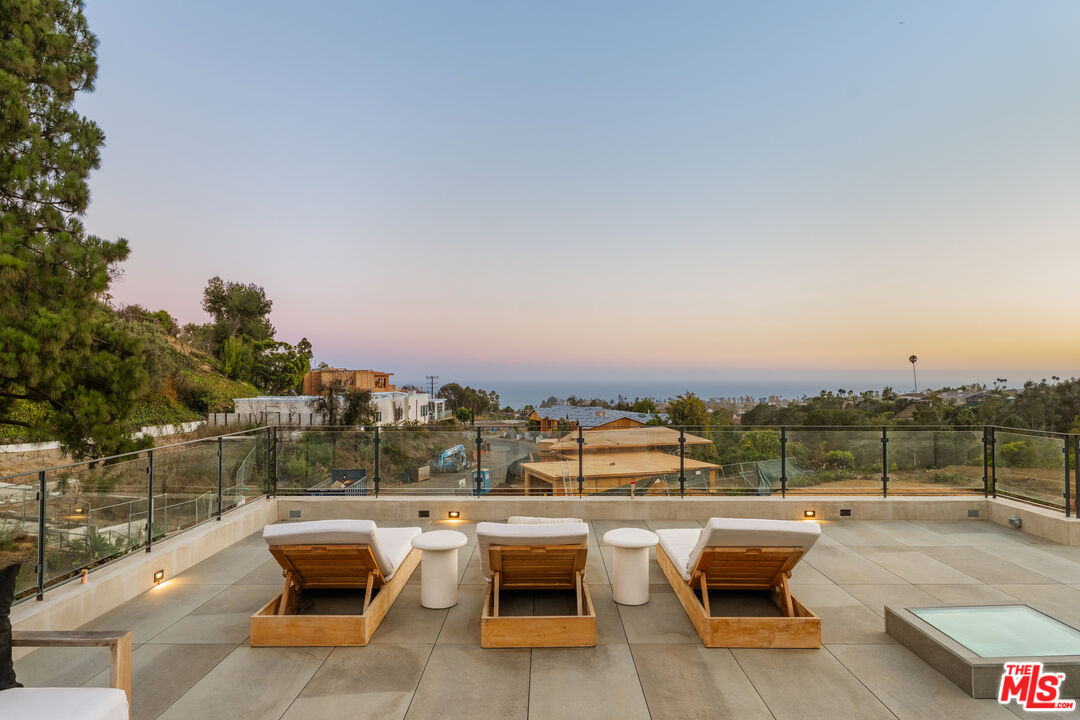 Property photo for 1205 Las Lomas Pl, Los Angeles, CA