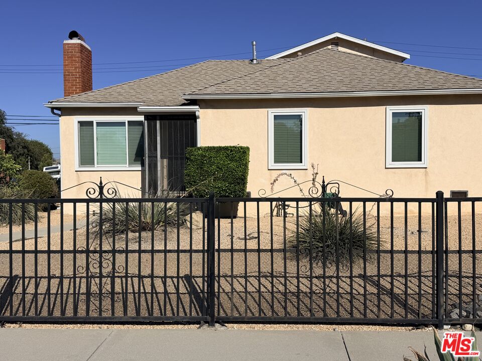 Property photo for 3600 Chesapeake Ave, Los Angeles, CA