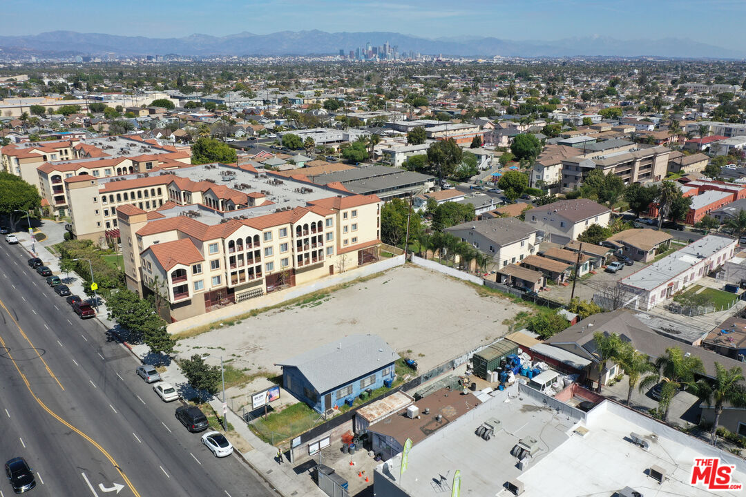 Property photo for 6200 Crenshaw Blvd, Los Angeles, CA
