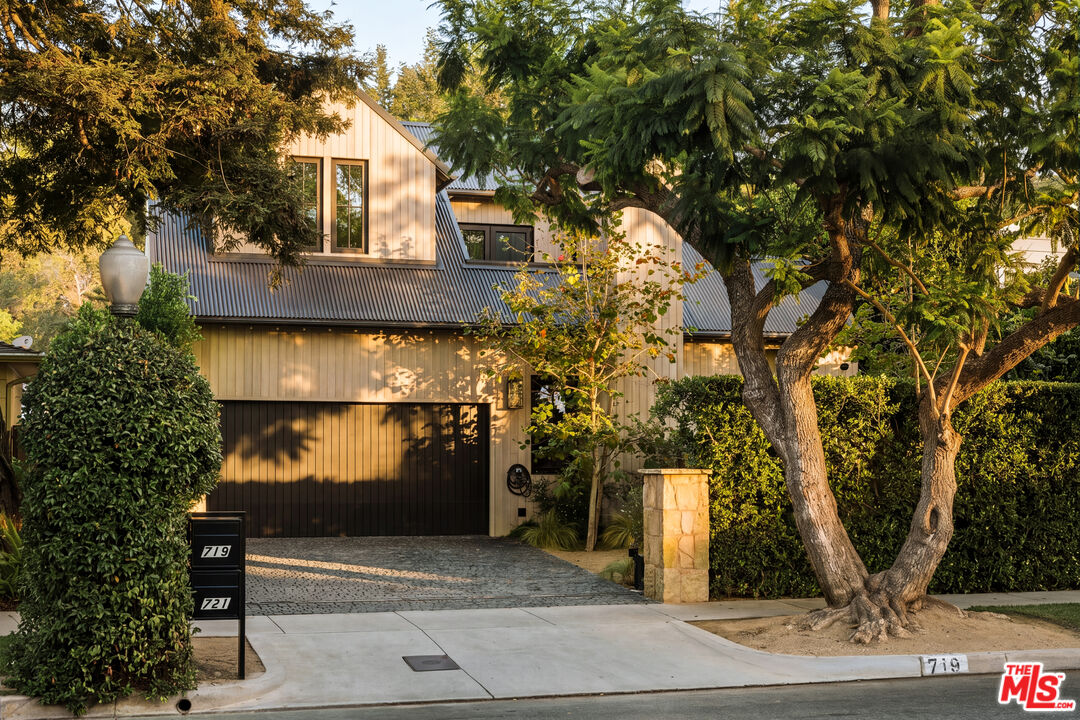 Property photo for 719 San Lorenzo St, Los Angeles, CA