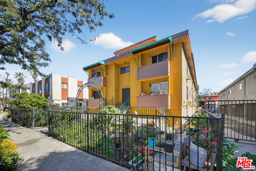 Property photo for 210 S Commonwealth Ave, Los Angeles, CA