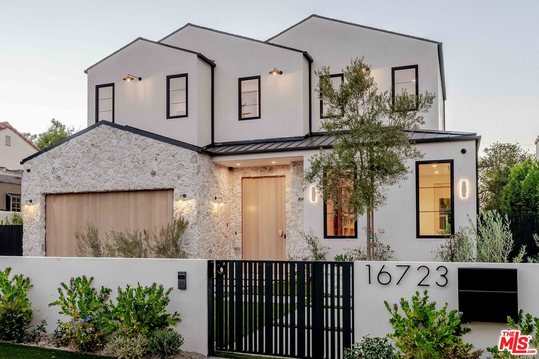 Property photo for 16723 La Maida St, Los Angeles, CA