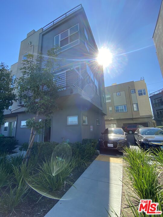Property photo for 2753 Waverly Dr, #801, Los Angeles, CA