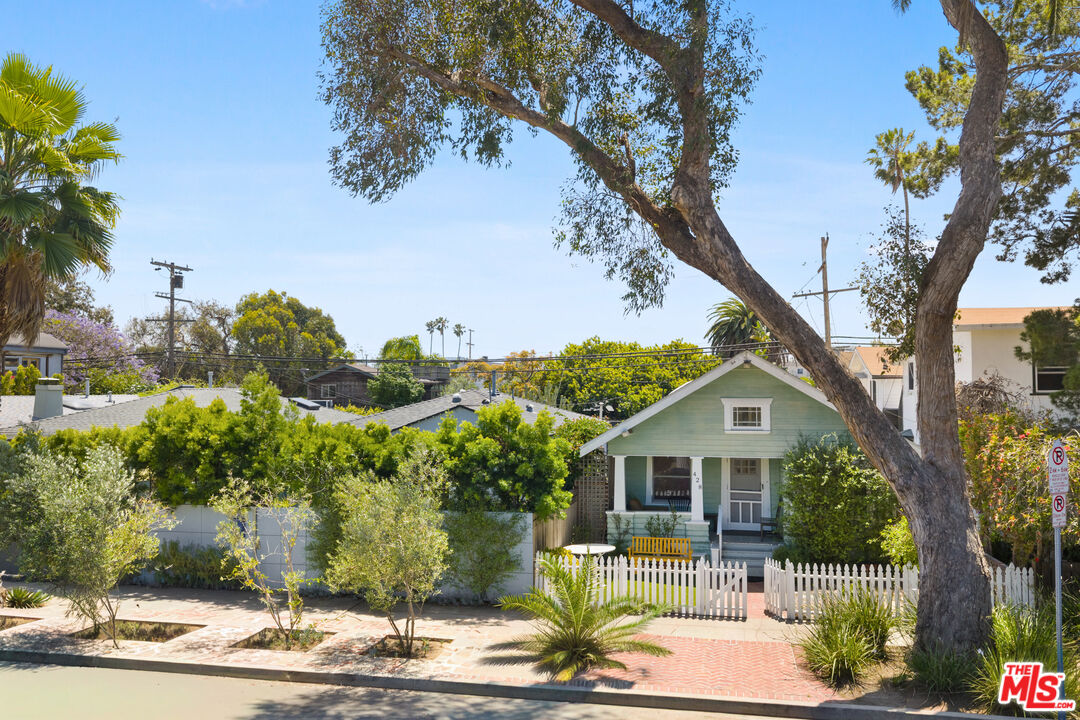 Property photo for 428 Rialto Ave, Venice, CA