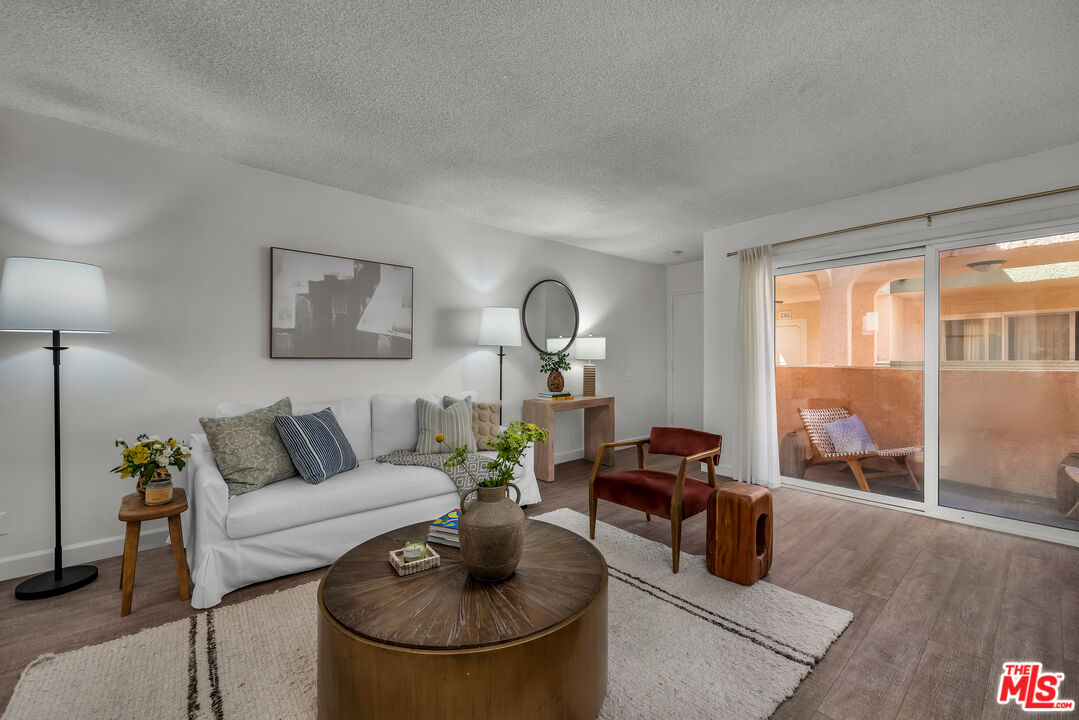 Property photo for 914 Lincoln Blvd, #202, Santa Monica, CA