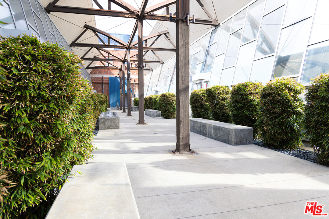 Property photo for 130 S Hewitt St, #31, Los Angeles, CA