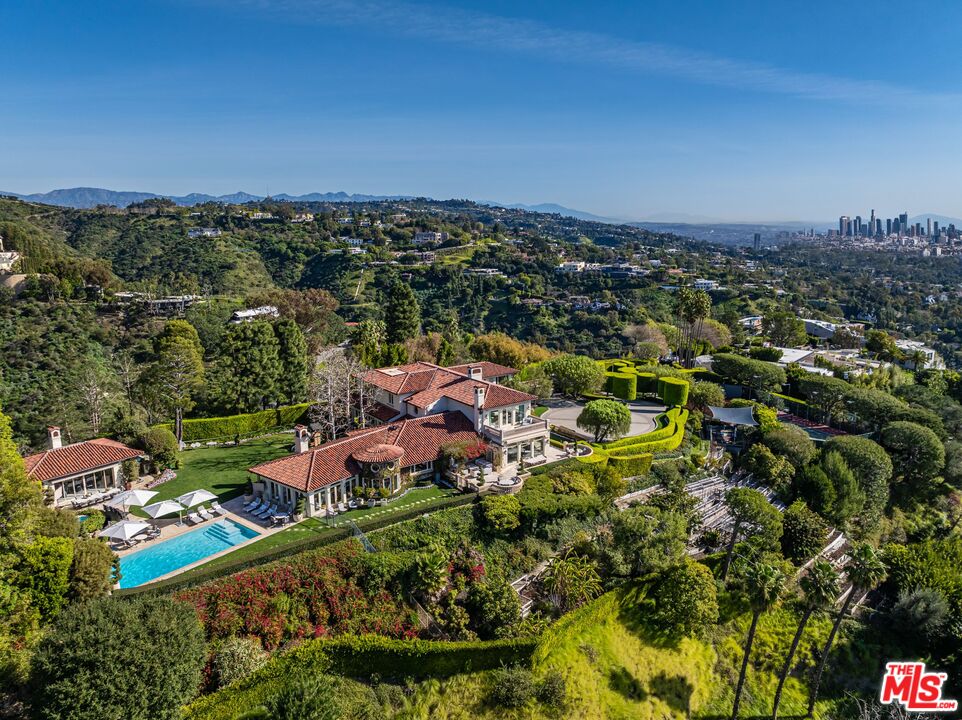 Property photo for 1309 Davies Dr, Beverly Hills, CA