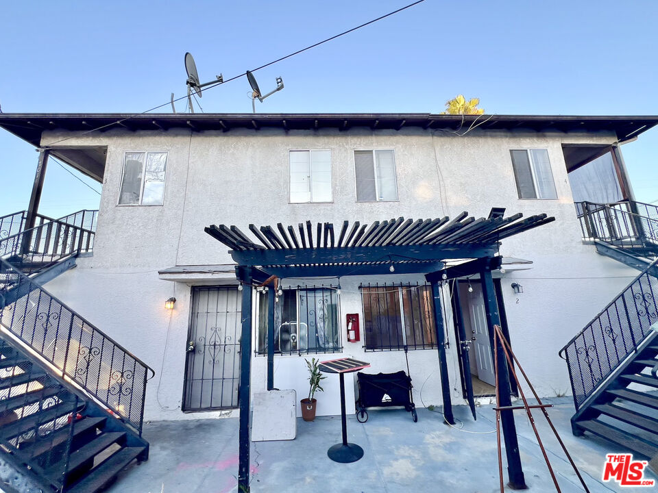Property photo for 7014 S Western Ave, #2, Los Angeles, CA