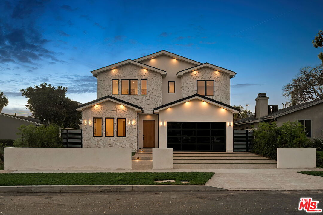 Property photo for 12657 Dewey St, Los Angeles, CA