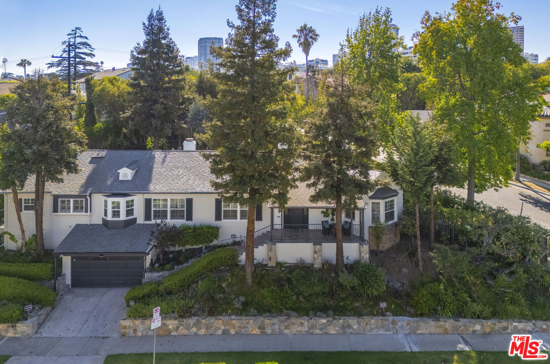 Property photo for 1609 Comstock Ave, Los Angeles, CA