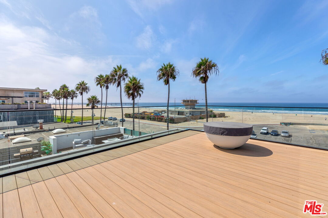 Property photo for 2205 Ocean Front Walk, Los Angeles, CA