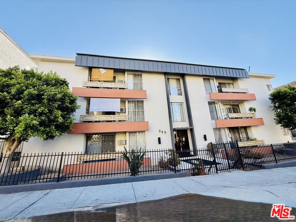 Property photo for 360 S Kenmore Ave, #305, Los Angeles, CA