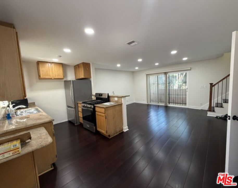 Property photo for 720 N Eucalyptus Ave, #106, Inglewood, CA