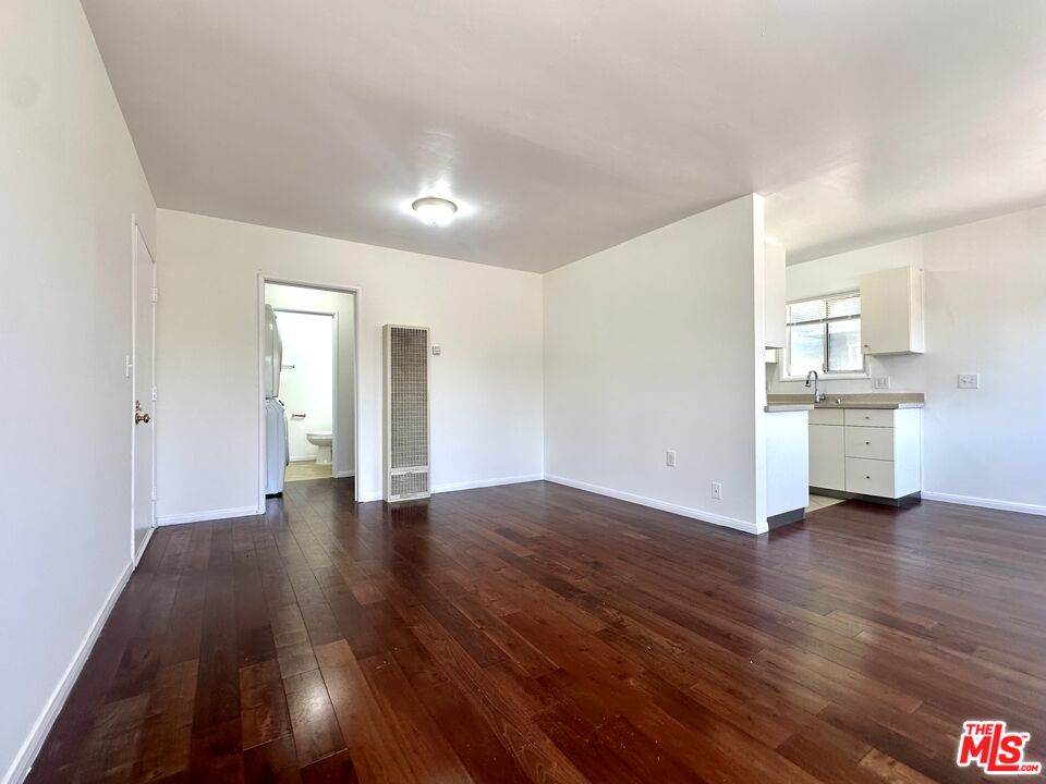 Property photo for 917 N Cedar St, #2, Inglewood, CA