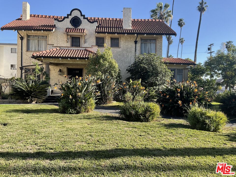 Property photo for 2068 S Hobart Blvd, Los Angeles, CA