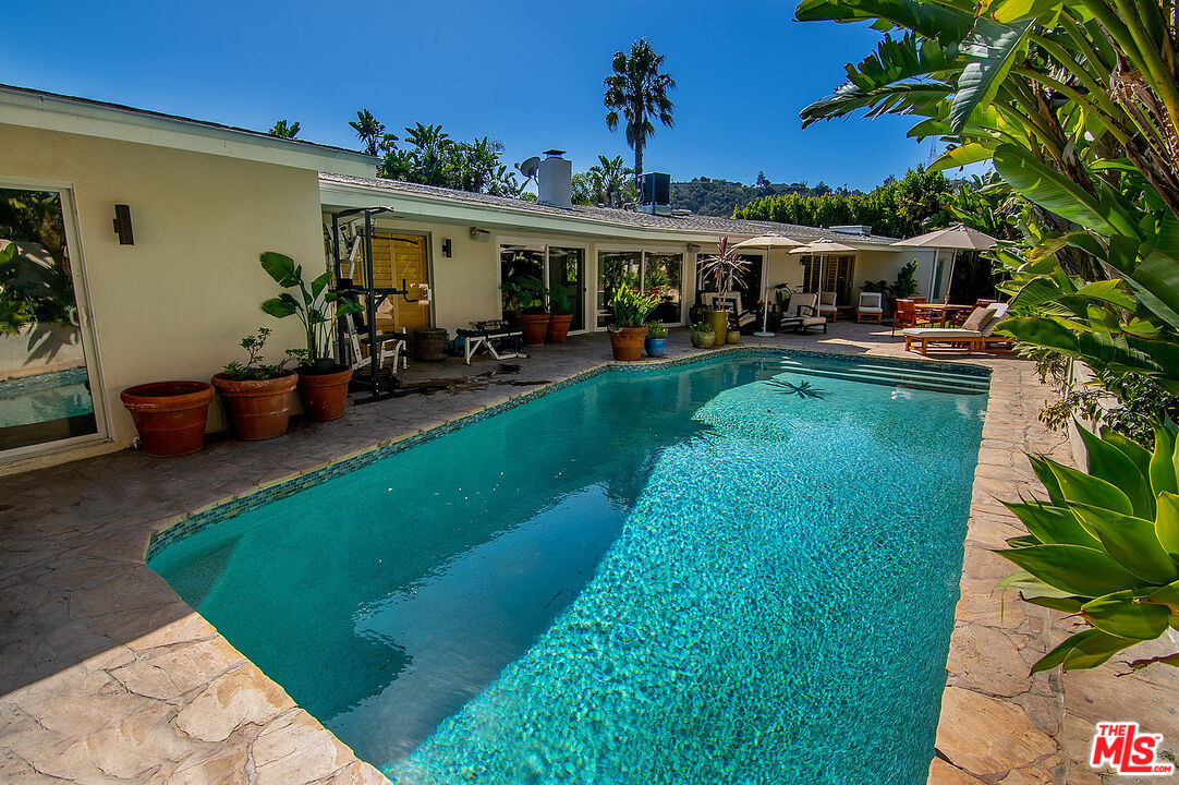 Property photo for 8405 Edwin Dr, Los Angeles, CA