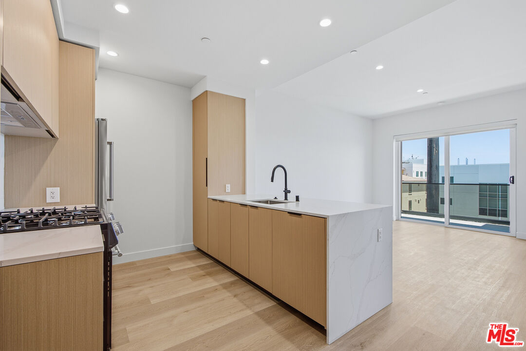 Property photo for 3555 Overland Ave, #406, Los Angeles, CA