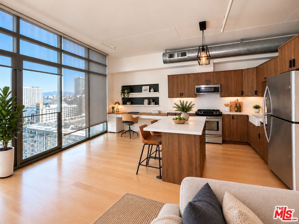 Property photo for 1100 S Hope St, #1510, Los Angeles, CA