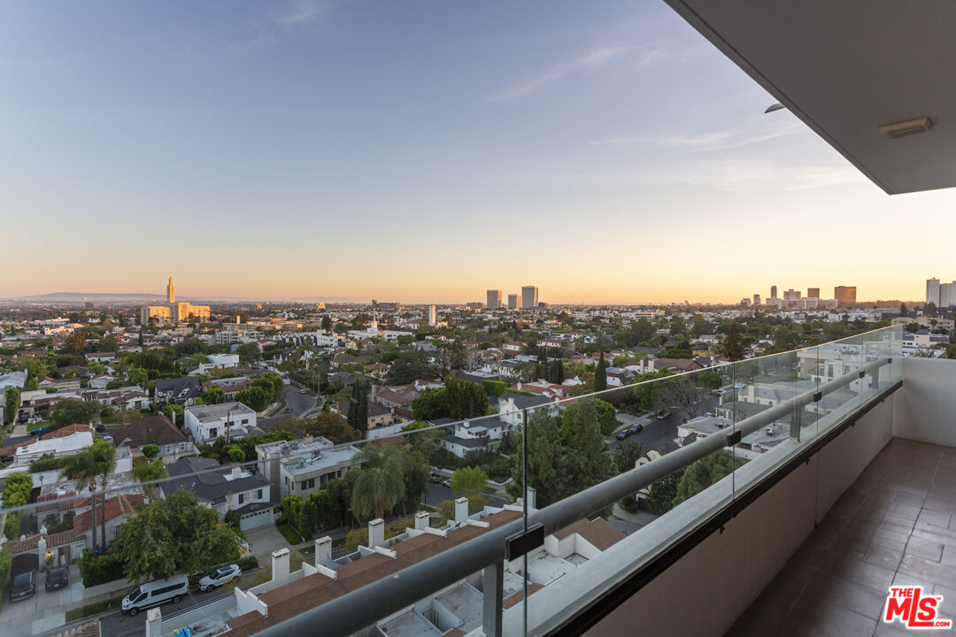 Property photo for 10660 Wilshire Blvd, #1207, Los Angeles, CA