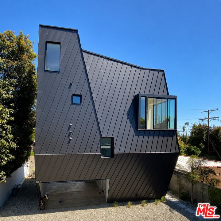 Property photo for 1282 S Cloverdale Ave, Los Angeles, CA