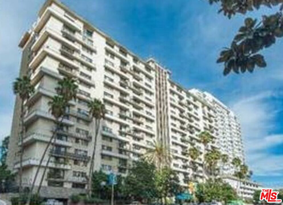 Property photo for 10535 Wilshire Blvd, #810, Los Angeles, CA