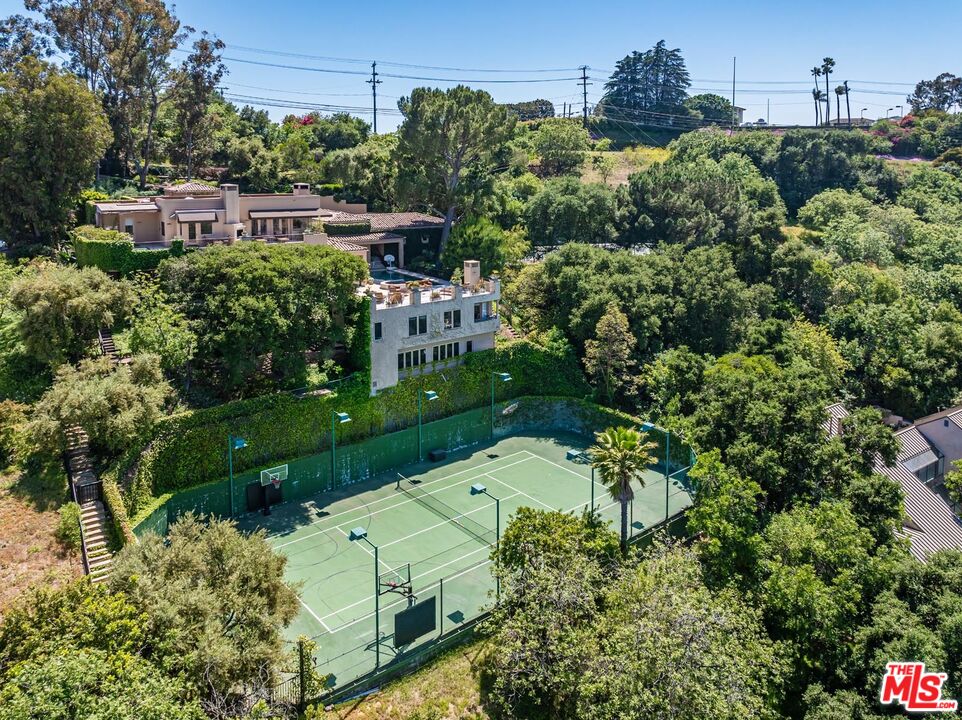 Property photo for 14701 Mulholland Dr, Los Angeles, CA