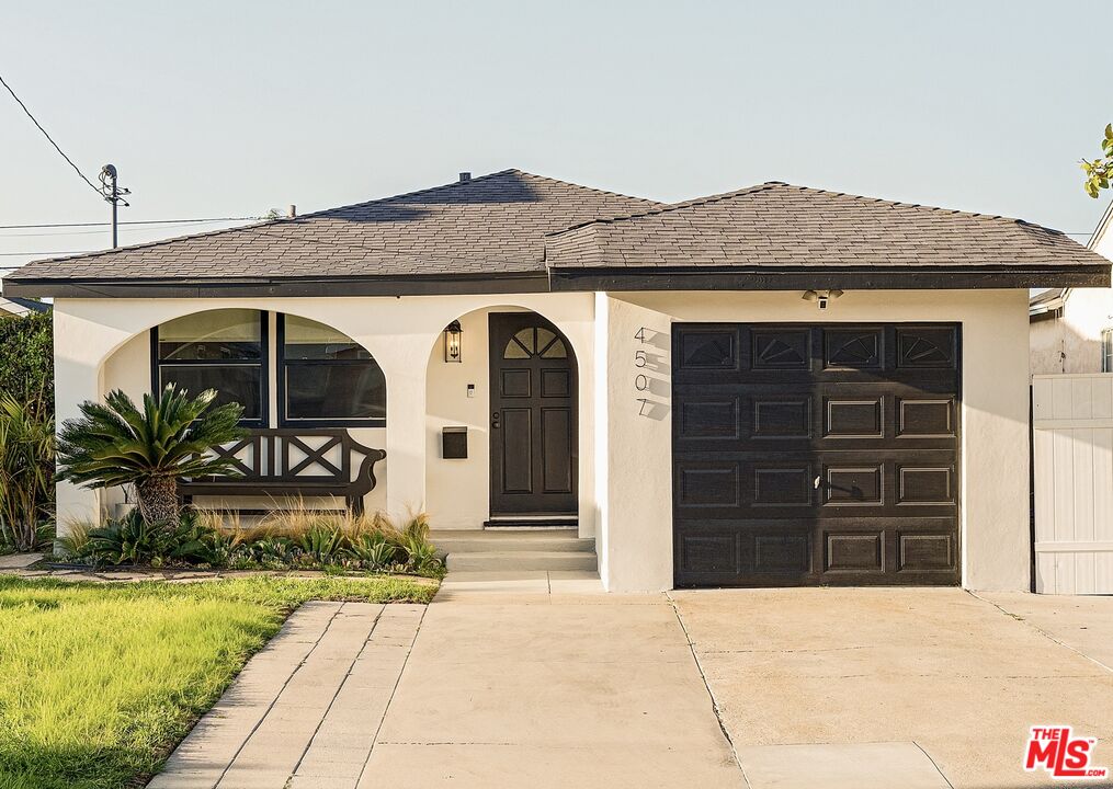 Property photo for 4507 W 142nd St, Hawthorne, CA