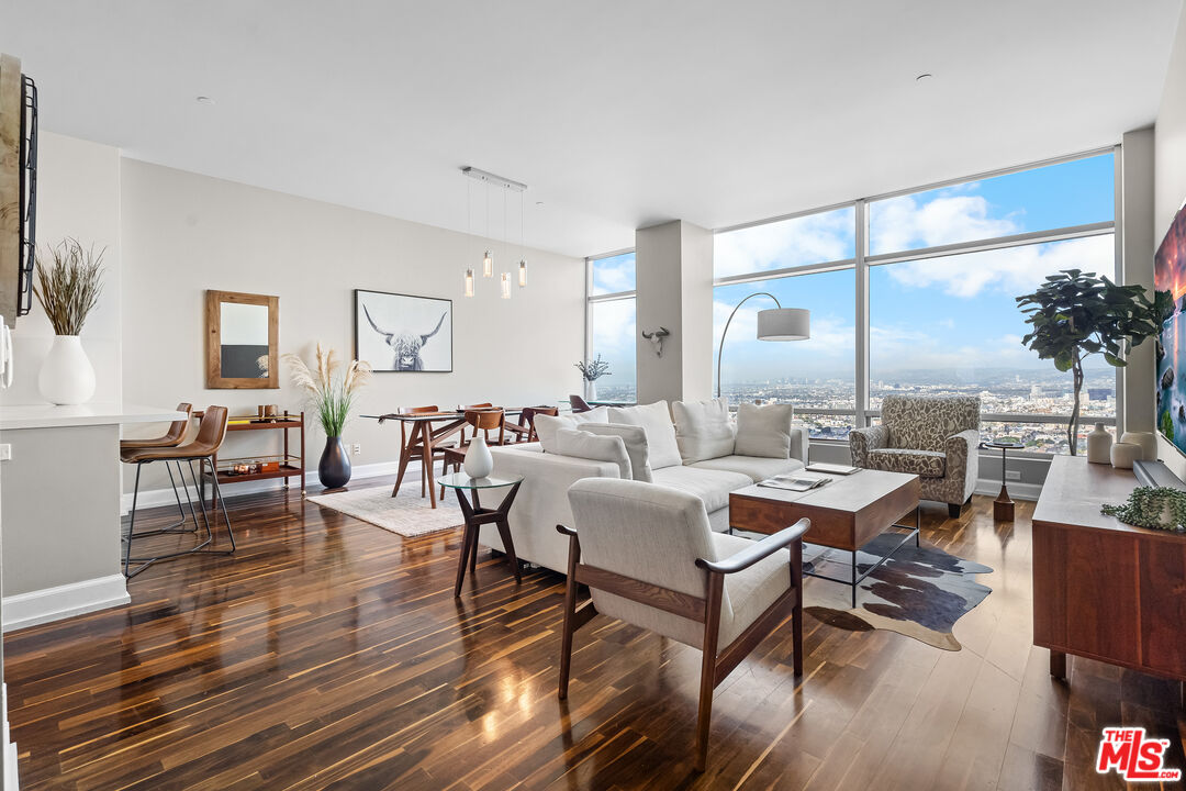 Property photo for 900 W Olympic Blvd, #40D, Los Angeles, CA