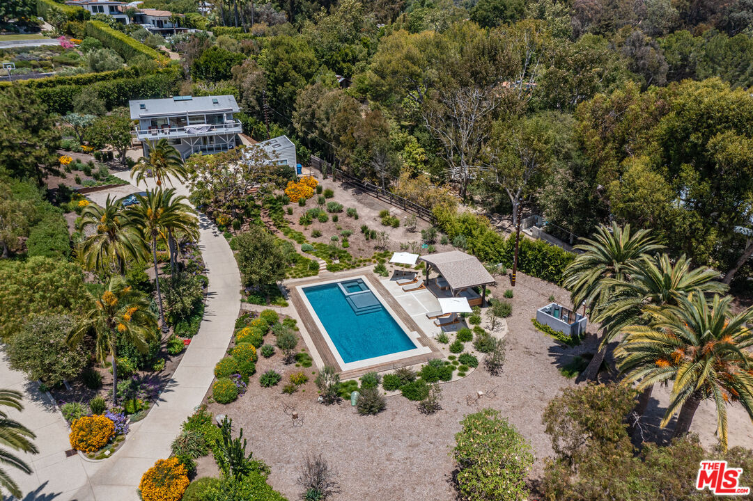 Property photo for 28873 Boniface Dr, Malibu, CA
