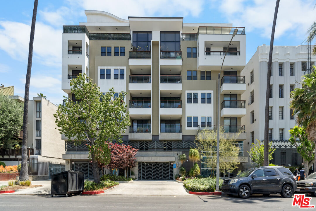 Property photo for 520 S Kingsley Dr, #PH1, Los Angeles, CA