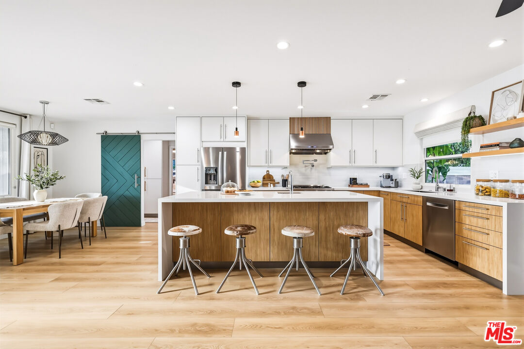 Property photo for 7954 Loma Verde Ave, Los Angeles, CA