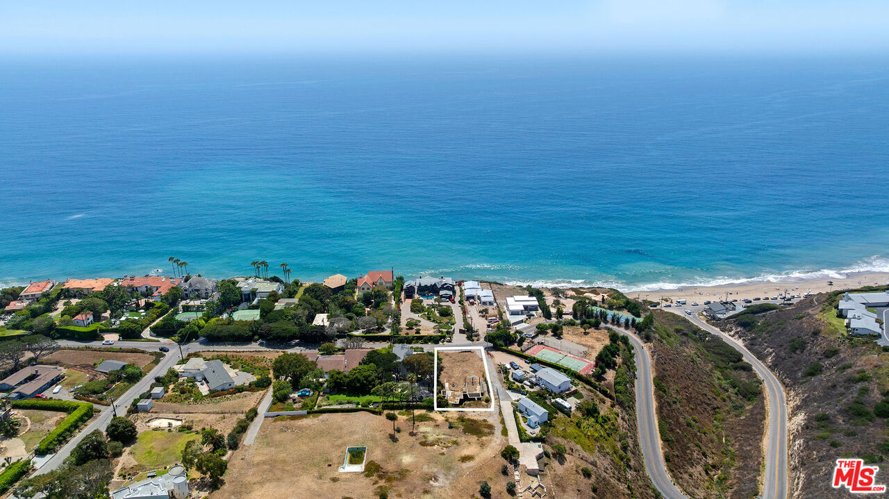 Property photo for 7006 Birdview Ave, Malibu, CA