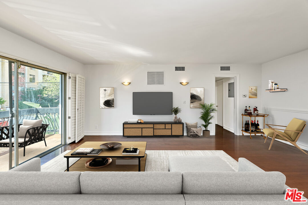 Property photo for 1734 N Fuller Ave, #201, Los Angeles, CA