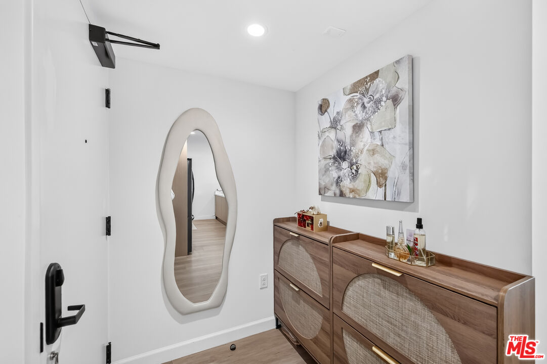 Property photo for 321 S Oxford Ave, #603, Los Angeles, CA