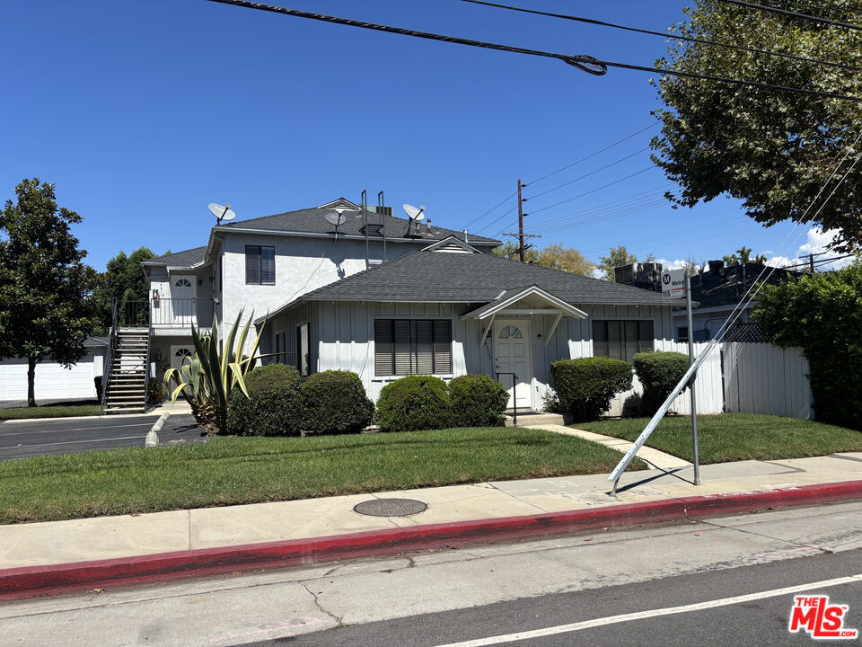 Property photo for 14311 1/2 Magnolia Blvd, Los Angeles, CA