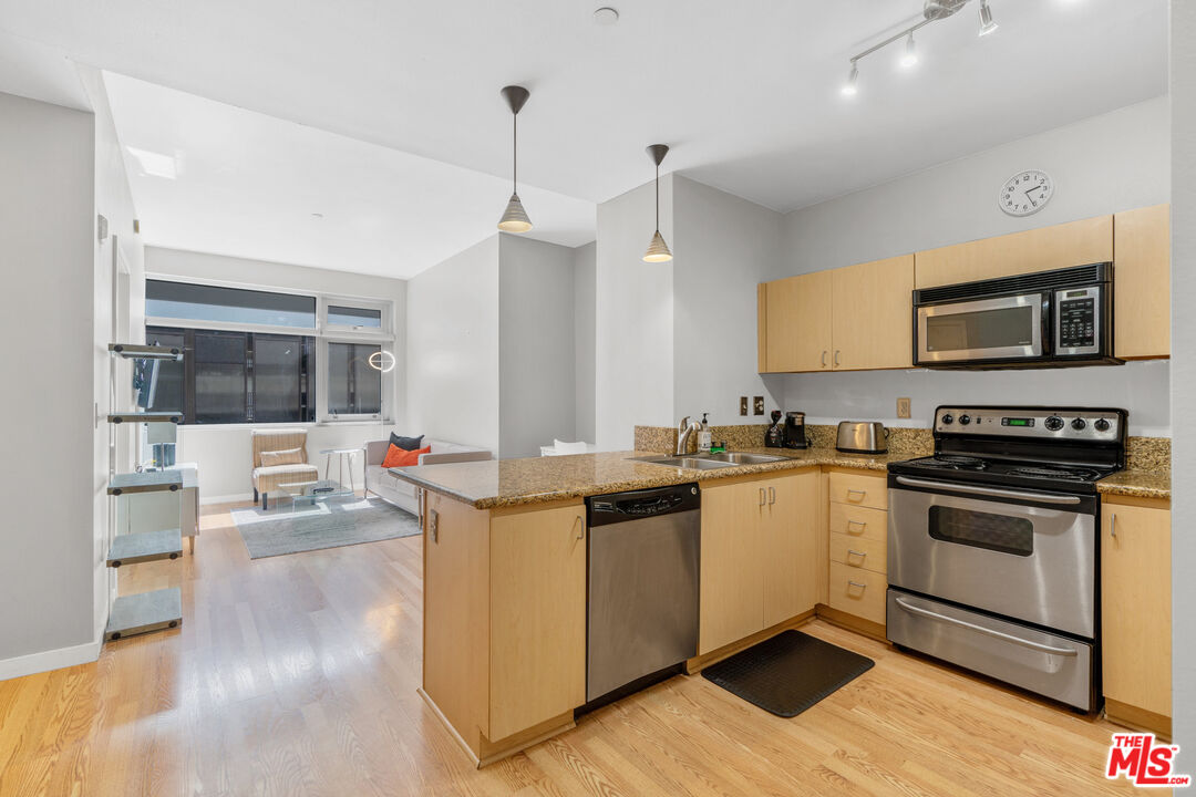 Property photo for 630 West 6th St, #613, Los Angeles, CA