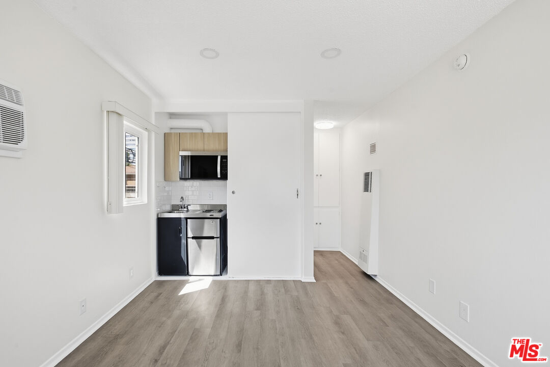 Property photo for 1333 Barry Ave, #8, Los Angeles, CA